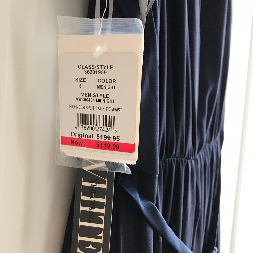 WHITE by Vera Wang - David’s Bridal size 6